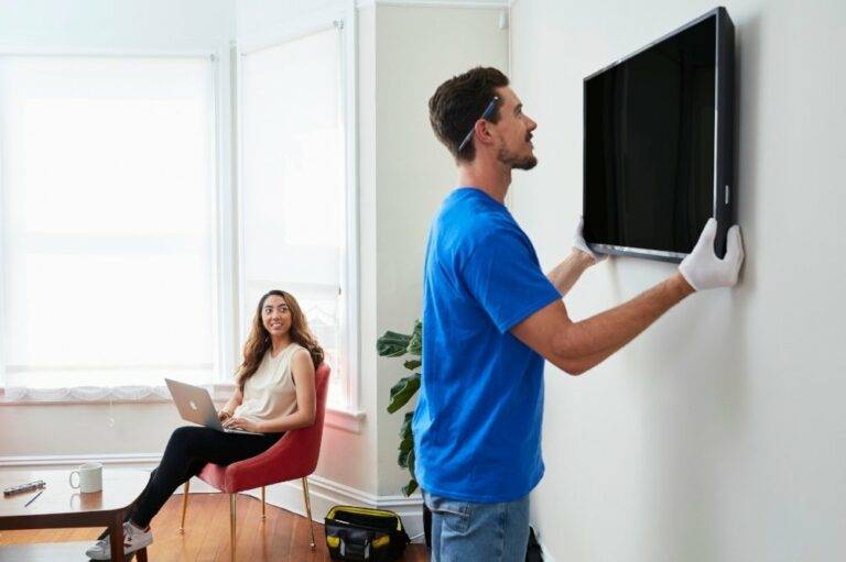 The Ultimate Guide to TV Mounting Service in Dallas